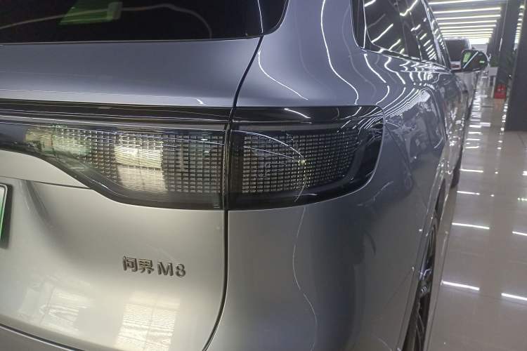 Used Hima AITO M8 2025 Extended-Range Ultra Version 53.4 kWh 5-Seater Edition
