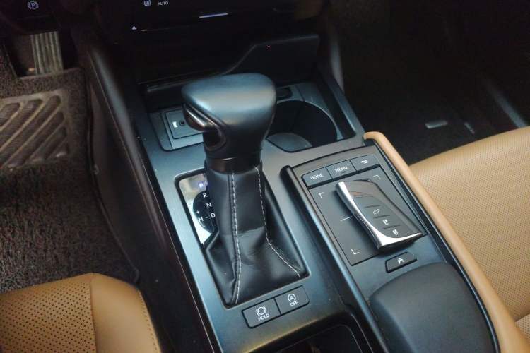 Used Lexus ES 2020 200 Excellence Edition