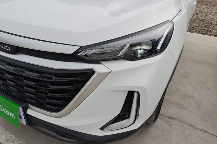 Used BAIC Beijing X3 2019 1.5T CVT Glory Edition
