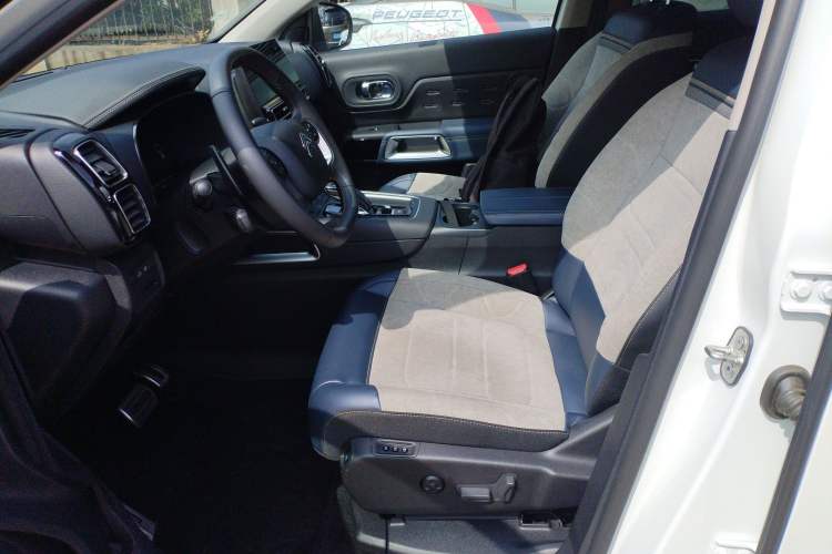 Used Citroen C5 AIRCROSS 2022 Peugeot 400THP Allure BEYOND Edition Left Front Seat