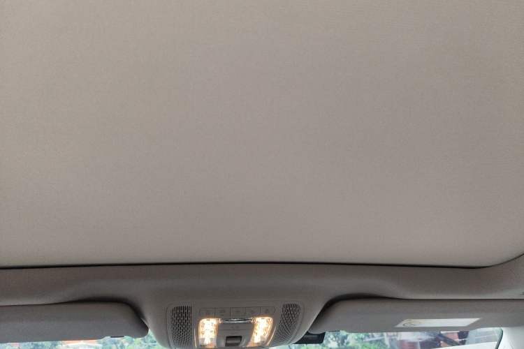 Used Mercedes-Benz GLE New Energy 2021 GLE 350 e 4MATIC Premium Edition Headliner