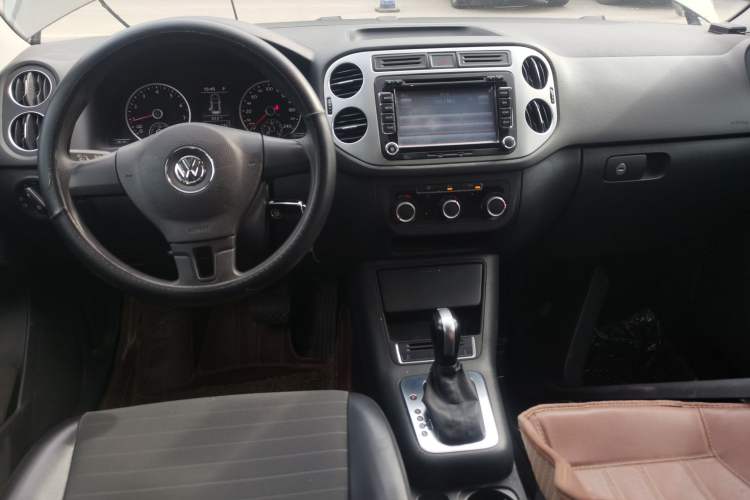 Used Volkswagen Tiguan 2015 1.8TSI Automatic Two-Wheel Drive Trend Edition