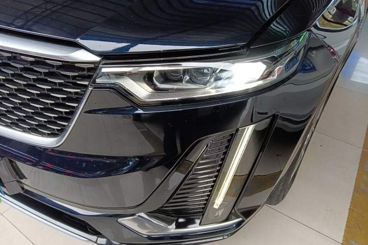 Used Cadillac XT6 2021 2.0T 6-Seater Two-Wheel Drive Luxury Version