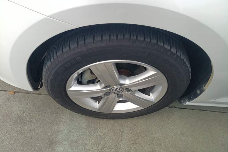 Used Volkswagen Golf 2016 230TSI Automatic Comfort Version
