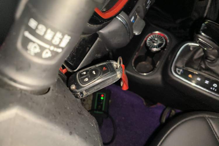 Used Dongfeng Aeolus AX4 2017 1.4T DCT Trendy & Stylish Model
