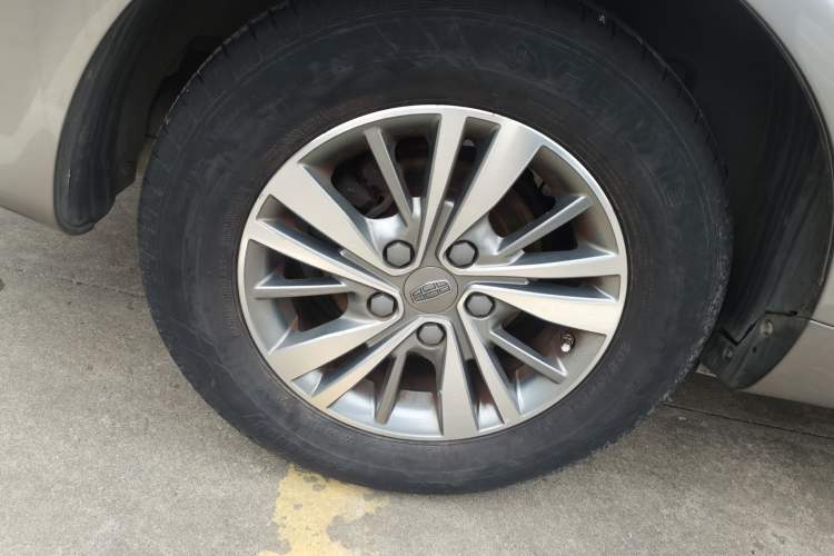 Used Geely Auto Emgrand 2018 1.5L Manual Luxury Model