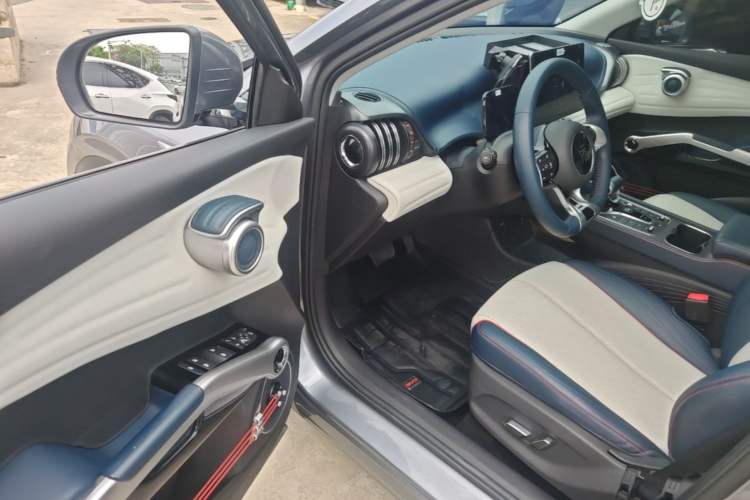 Used BYD Yuan PLUS 2022 430 km Luxury Version
