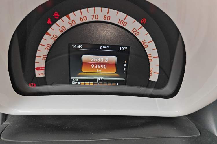 Used smart forfour 2018 0.9T 66 kW Pioneer Edition