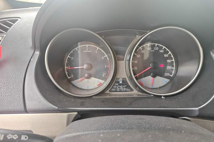 Used Geely Auto GX7 2015 Classic Edition 1.8L Manual Elite Model China V Standard