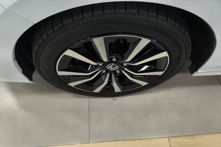 Used Honda Civic 2023 2.0L eHEV Pioneer Edition