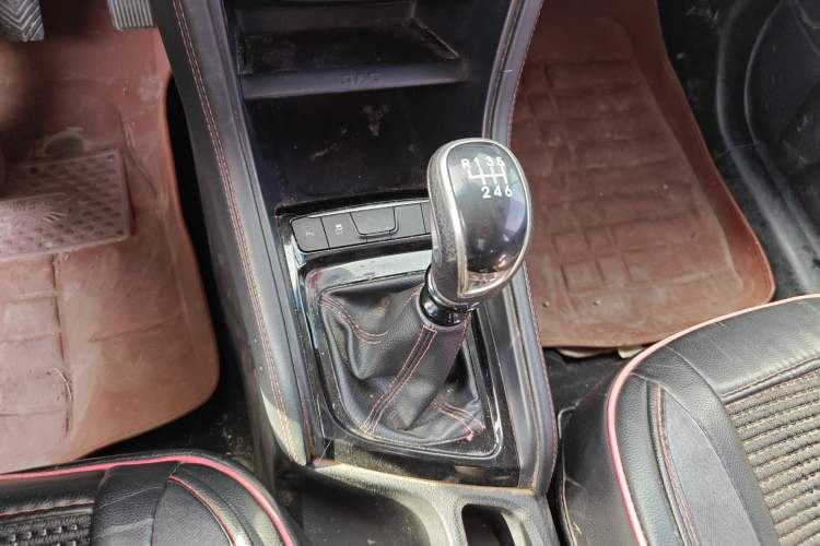 Used JAC Refine S3 2017 1.6L Manual Luxury Smart Model
