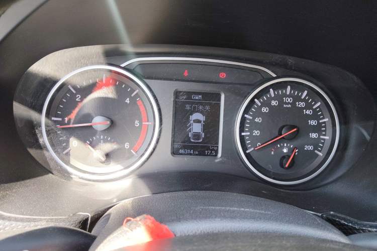 Used Great Wall Wingle 5 2017 2.0T European-spec Diesel Two-Wheel-Drive Entry-Level Big Double-Cab GW4D20D Instrument Cluster