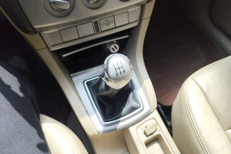 Used Ford Focus 2013 Sedan Classic 1.8L Manual Base Model