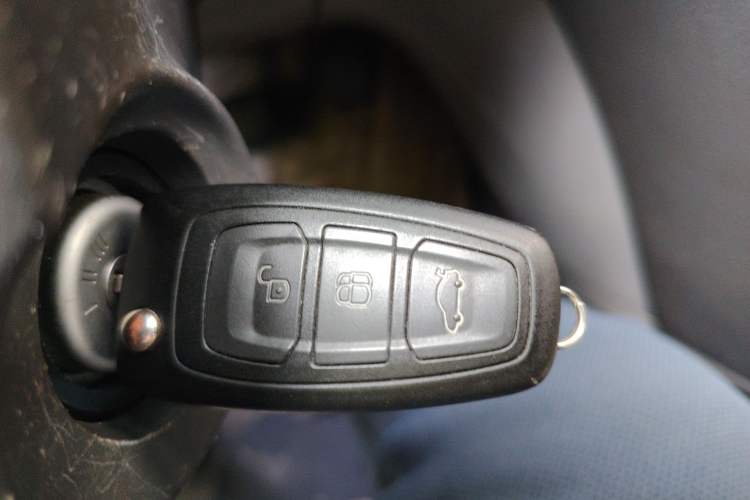 Used Ford Mondeo 2011 2.3L Fashion Edition
