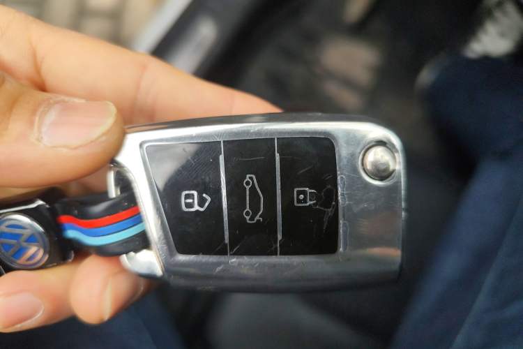 Used Volkswagen Tayron 2019 330TSI Two-Wheel Drive Luxury Model China VI Standard Vehicle Key