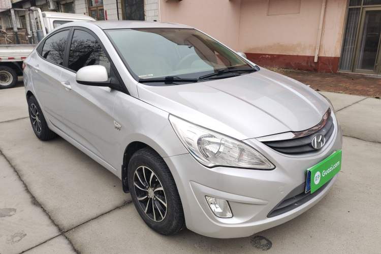 Used Hyundai Verna (older generation) 2010 Sedan 1.4L Automatic Comfort Model GS
