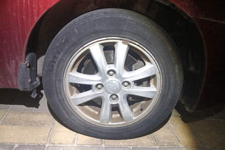 Used Kia Cerato 2012 1.6L MT GL Right Front Wheel Hub