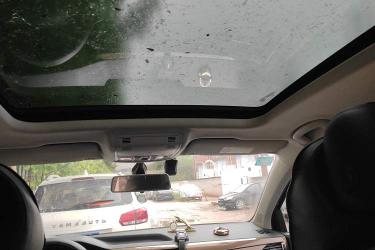 Used Volkswagen Tharu 2021 280TSI Two-Wheel Drive Comfort Edition
