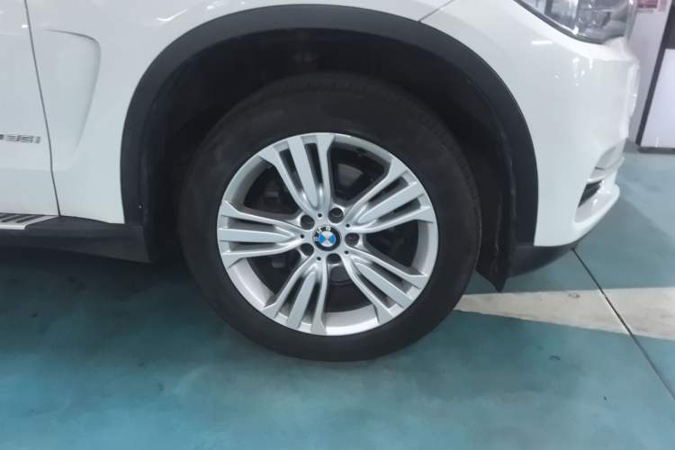 Used BMW X5 2014 xDrive35i Gasoline 5-seater U.S. specification