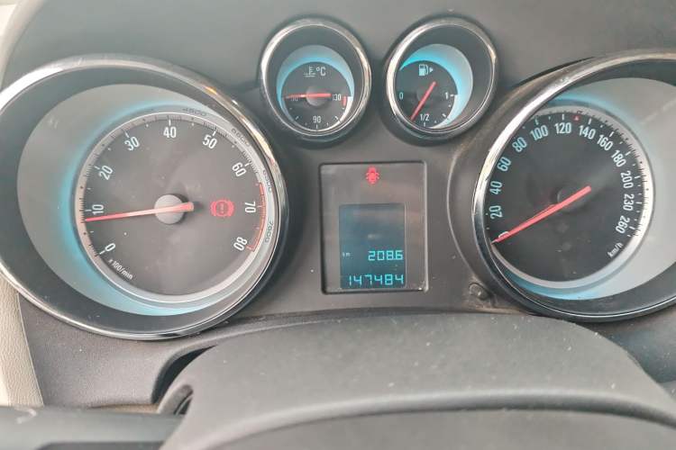 Used Buick GT 2013 XT 1.6L Manual Comfort Edition