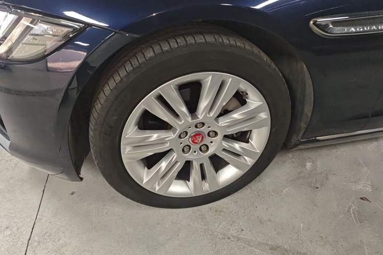 Used Jaguar XFL 2018 XFL 2.0T 250 PS Luxury Edition