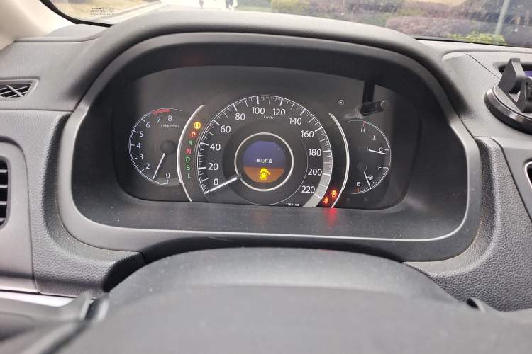 Used Honda CR-V 2015 2.4L two-wheel drive luxury version
