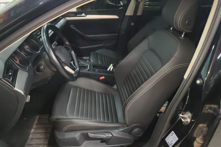 Used Volkswagen Magotan 2020 280TSI DSG Comfort Edition Left Front Seat