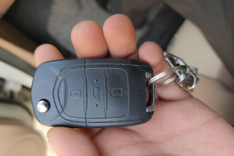 Used Wuling Hongguang MINIEV 2025 Four-Door Version Advanced Edition Vehicle Key
