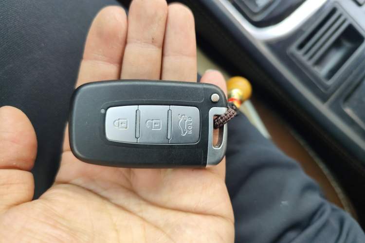 Used GAC Trumpchi GS8 2017 320T Two-Wheel Drive Luxury Smart Connectivity Version (7 Seats)
