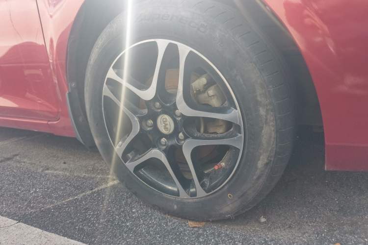 Used BYD G5 2014 1.5TID Automatic Prestige Model