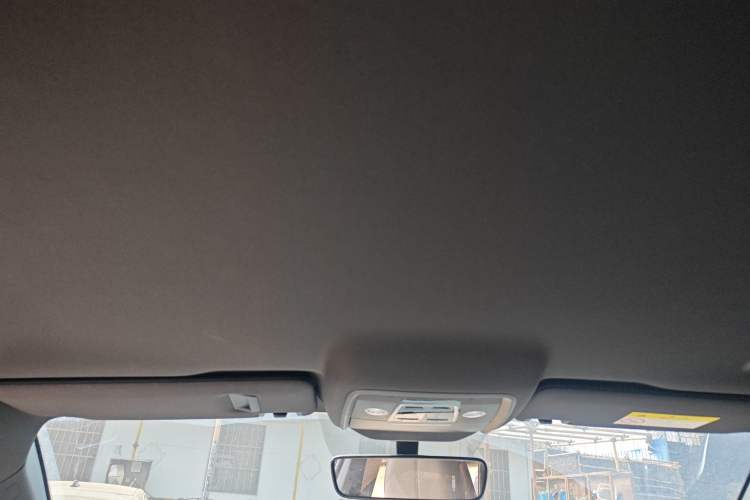 Used BYD Song Pro New Energy 2024 HONOR Edition DM-i 71KM Navigation Model
