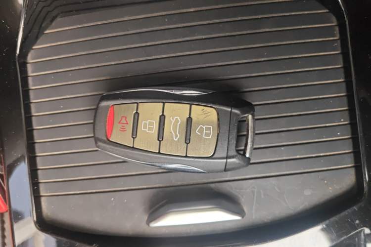 Used Haval H6 2017 Blue Label 2.0T Automatic Two-Wheel Drive Smart Edition