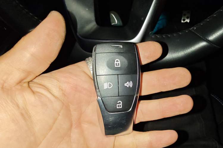 Used BAIC Off-Road BJ40 2023 2.0D Automatic Four-Wheel Drive Blade Hero Edition Adventurer Type
