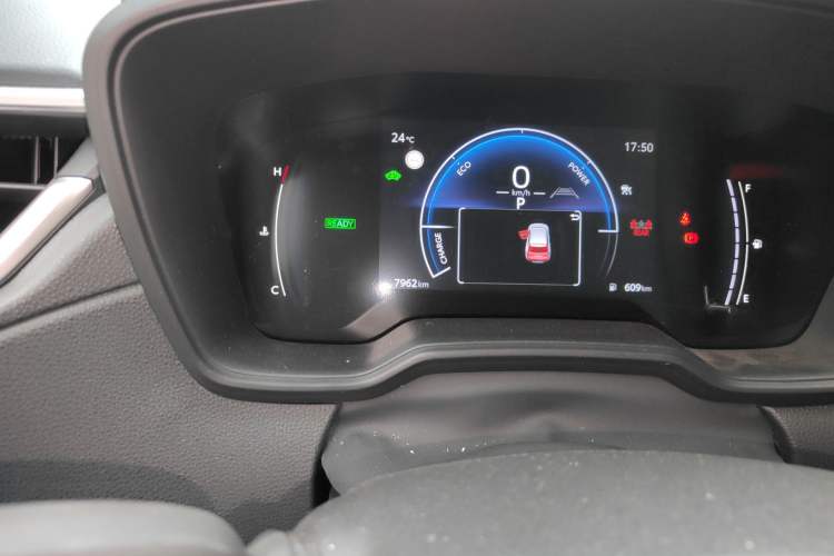 Used Toyota FRONTLANDER 2023 2.0L Smart Electric Hybrid Dual-Engine Leading Edition