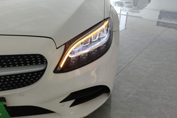 Used Mercedes-Benz C-Class 2019 C 180 L Fashion Edition Sport Version
