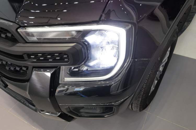 Used Ford Ranger 2023 Shanlin 4x4 Automatic Version Gasoline
