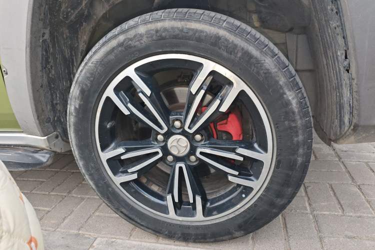 Used BAIC Off-Road BJ20 2018 1.5T CVT Prestige Edition Right Front Wheel Hub