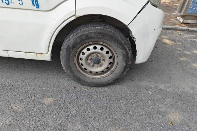 Used CHANGAN KAICHENG Star 9 2015 1.5L Base Version 4G15S Right Front Wheel Hub