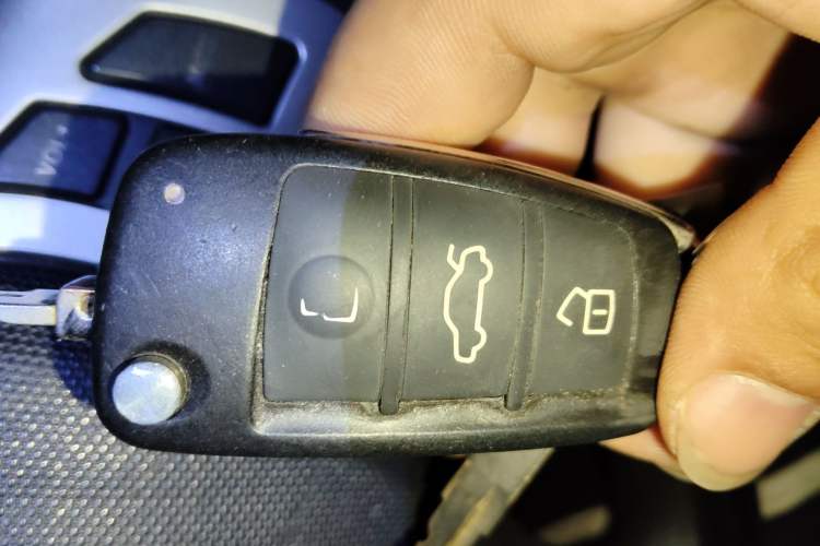 Used Chery Fengyun 2 2015 1.5L Manual New Edition Vehicle Key