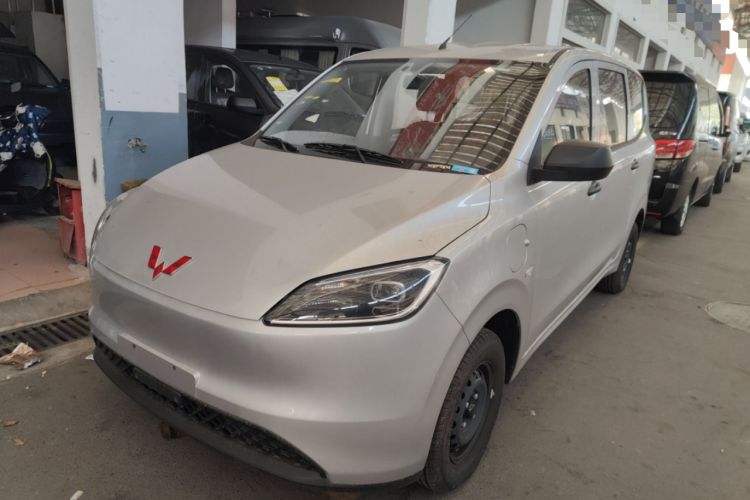 Used Wuling Hongguang New Energy 2024 All-Electric Model 300KM Practical Version