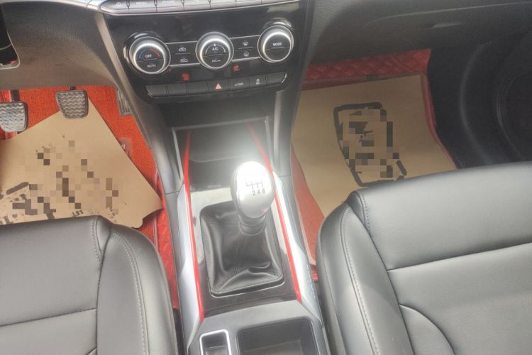 Used Haval H2 2018 Chuanxiang Edition 1.5T Manual Two-Wheel Drive Fashion Model China V Standard