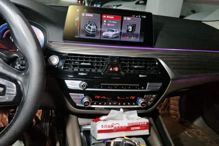 Used BMW 5 Series New Energy 2019 Updated 530Le Pioneer Edition
