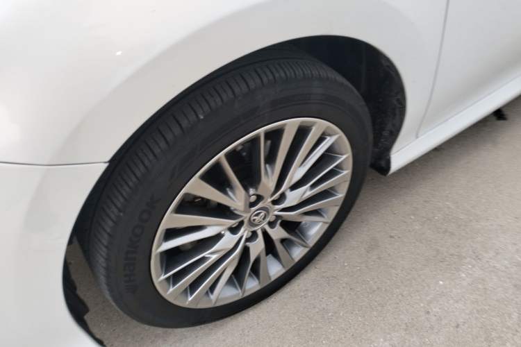 Used Toyota Camry 2018 Dual-Engine 2.5 HG Luxury Edition
