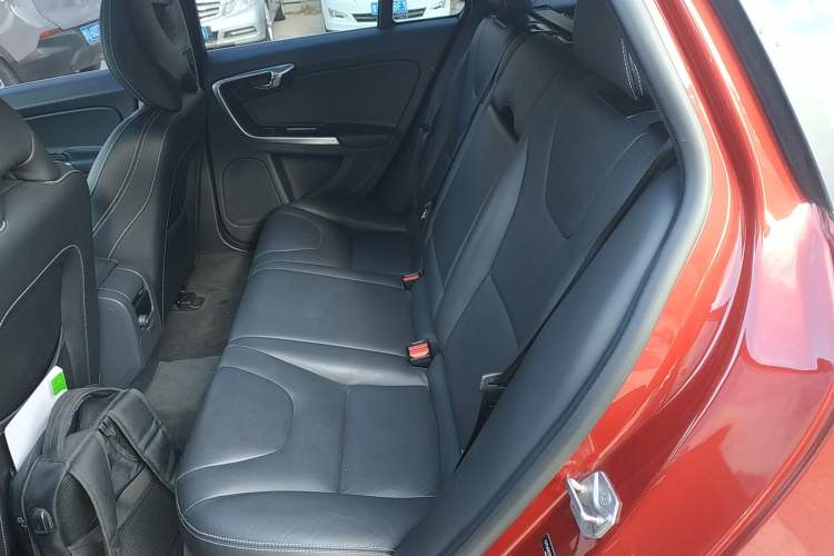 Used Volvo V60 2017 T5 Zhiya Edition China V Standard