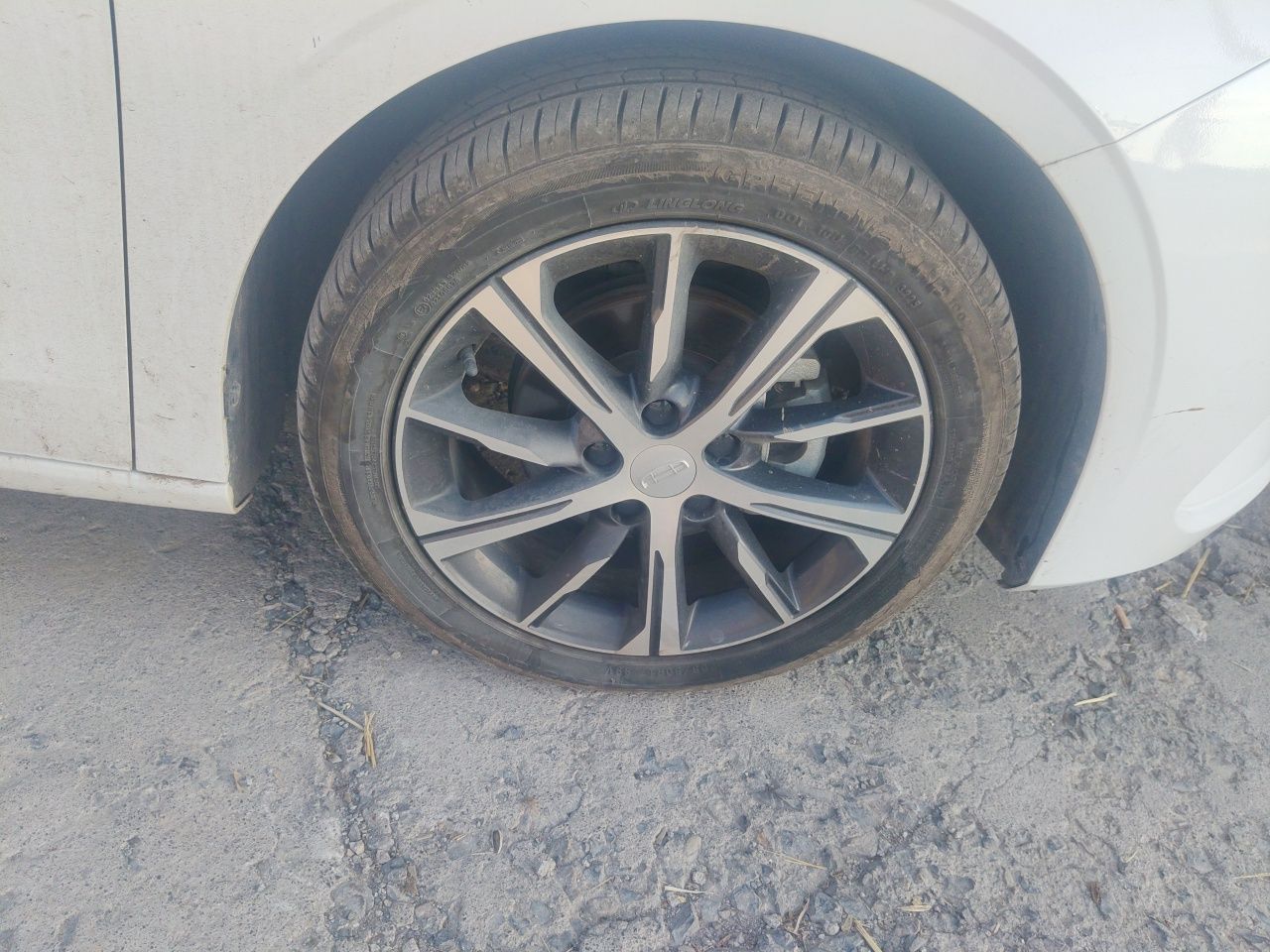 Geely Auto Emgrand 2022 4th Generation 1.5L CVT Luxury Model - Premium — снимка 8