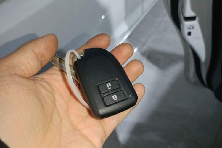 Used Toyota YARiS L Zhi Xuan 2022 X-Trail 1.5L CVT Luxury PLUS Edition
