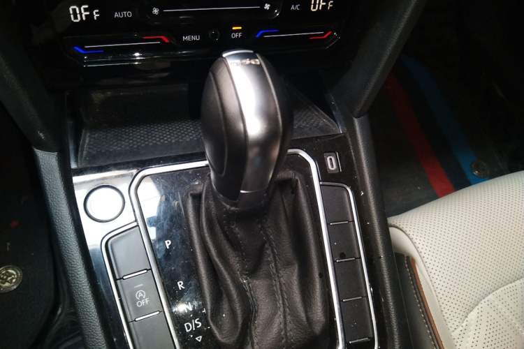 Used Volkswagen Magotan 2023 2 Million Units Commemorative Edition 330TSI DSG Luxury Version
