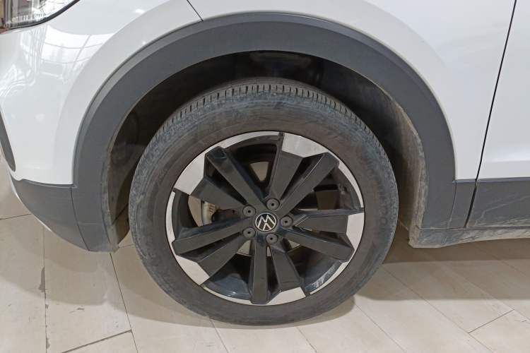 Used Volkswagen Tacqua 2023 200TSI DSG Joy-Connect Edition
