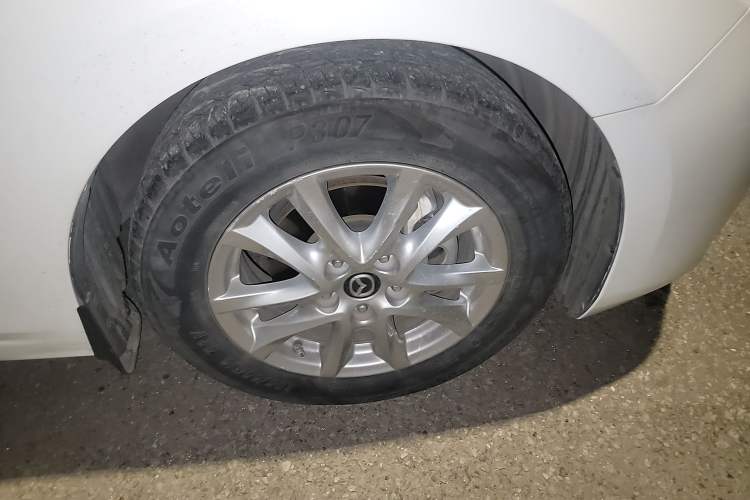 Used Mazda 3 Axela 2019 Cloud-Controlled Sedan 1.5L Automatic Luxury Model China VI Standard Right Front Wheel Hub