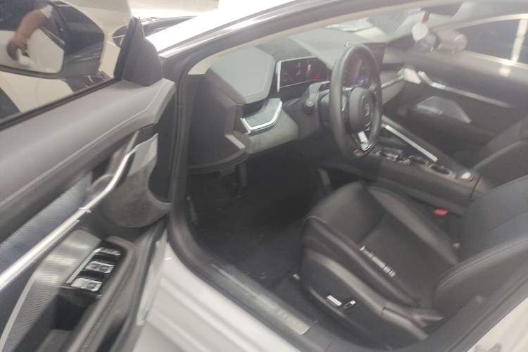 Used Zeekr 001 2022 Long-Range Dual-Motor WE Edition
